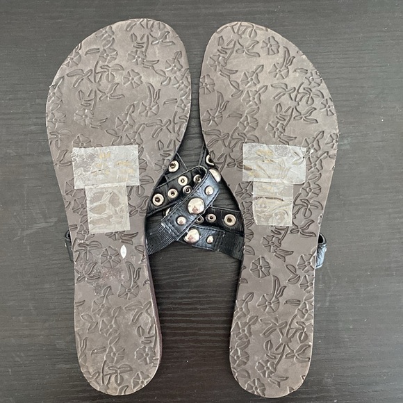 Gently Used Women’s Sandals - Picture 3 of 3